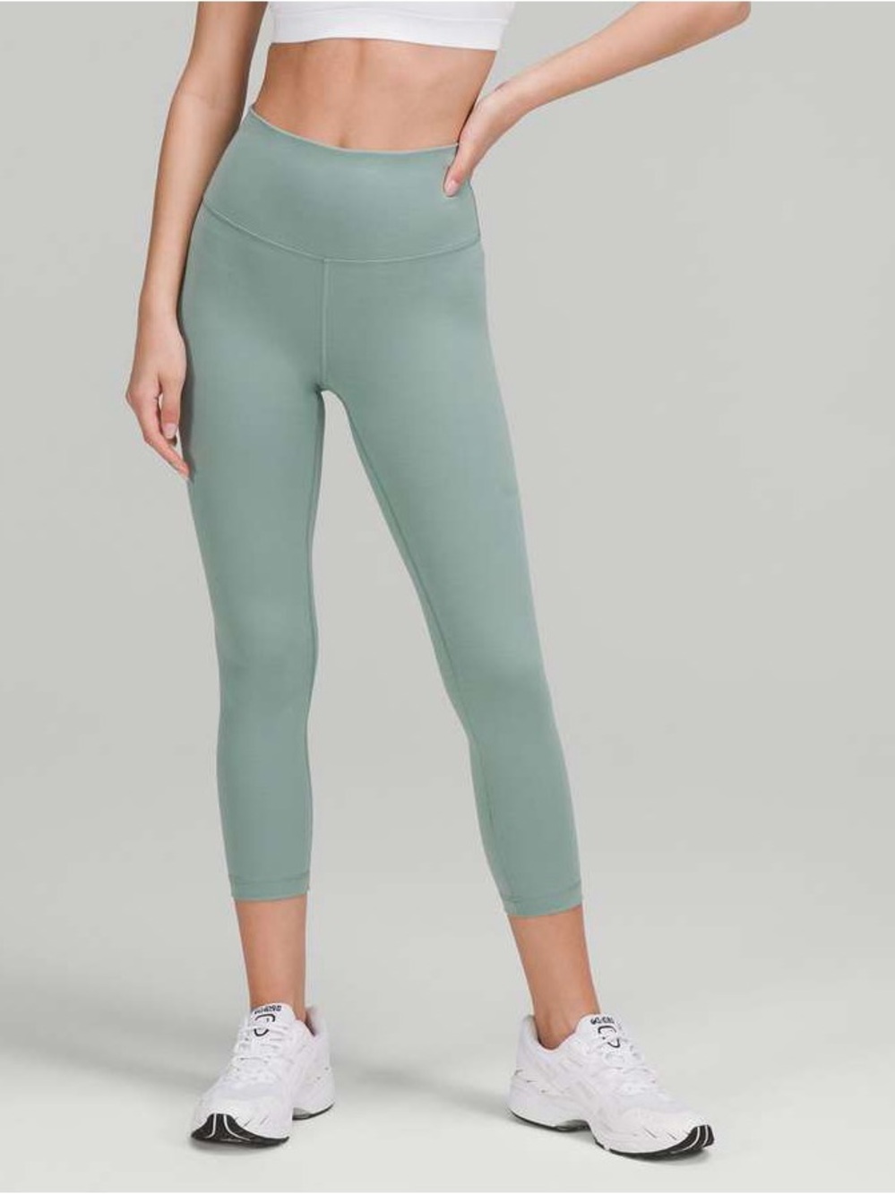 Lululemon Wunder Train High-Rise Crop 23"
Misty Glade size 6